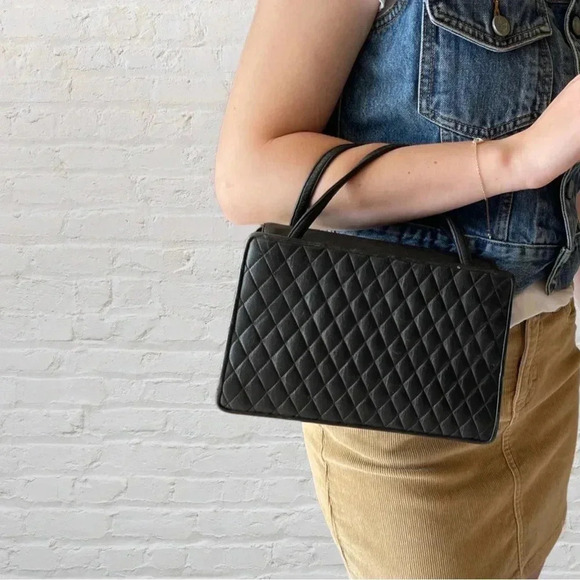 Rare Vintage Judith Leiber Quilted Black Leather Top Handle Bag Collector Item - Picture 3 of 15